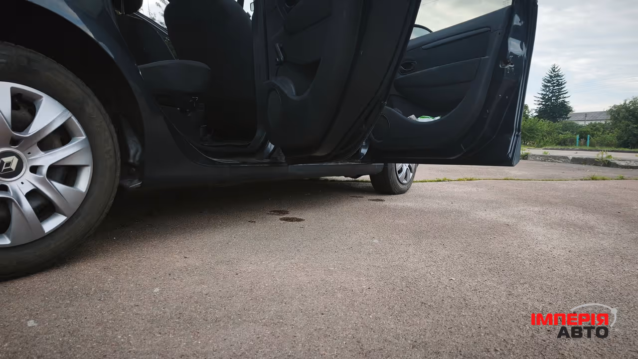 Renault Megane - фото 13