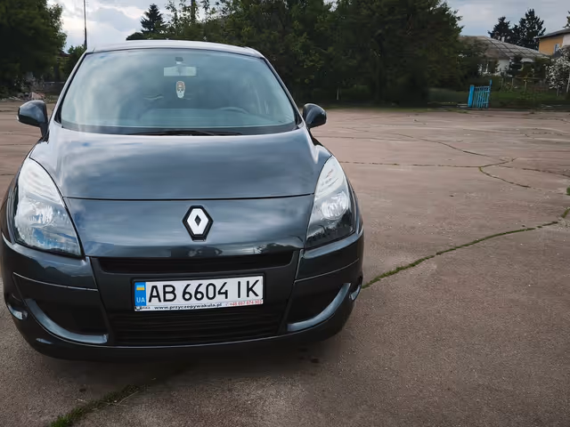 Renault Megane - фото 3