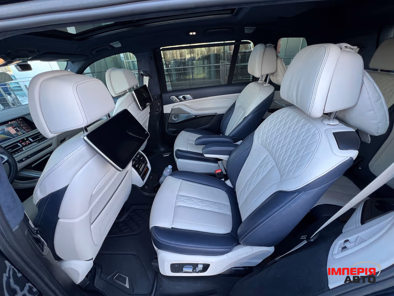 BMW X7 - фото 18