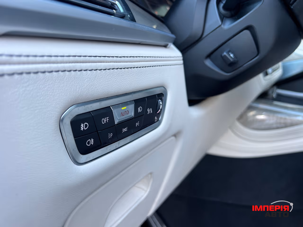 BMW X7 - фото 12
