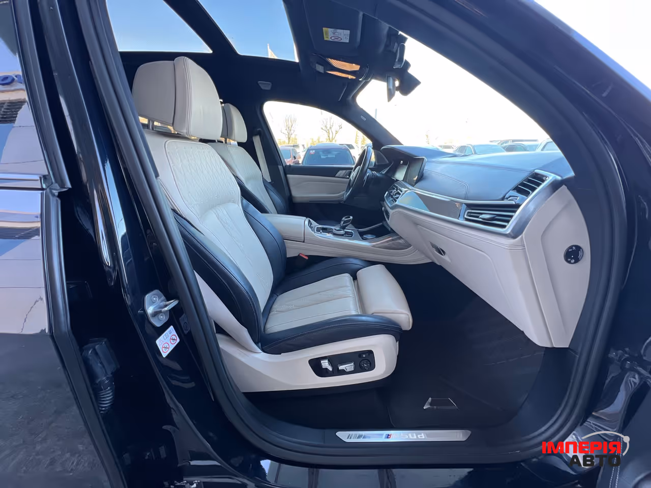 BMW X7 - фото 31