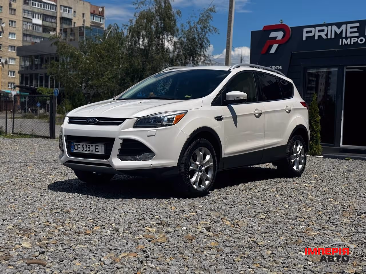 Ford Escape - фото 1