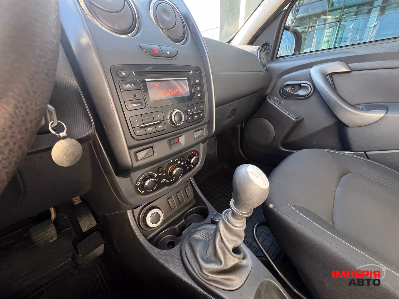 Renault Duster - фото 15