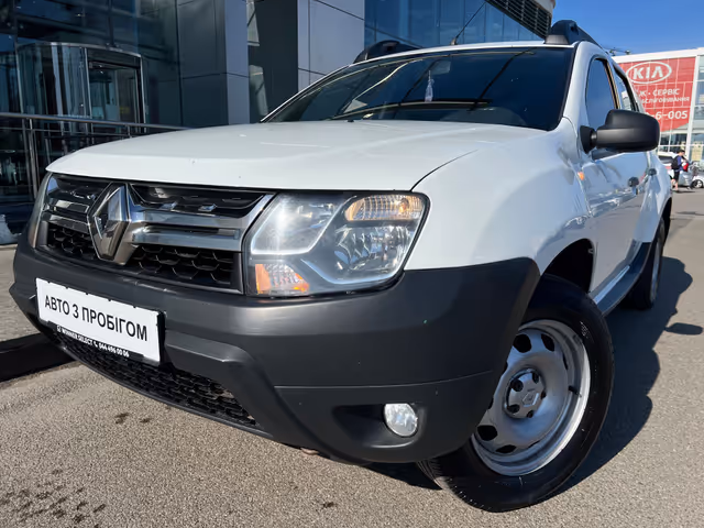 Renault Duster - фото 1