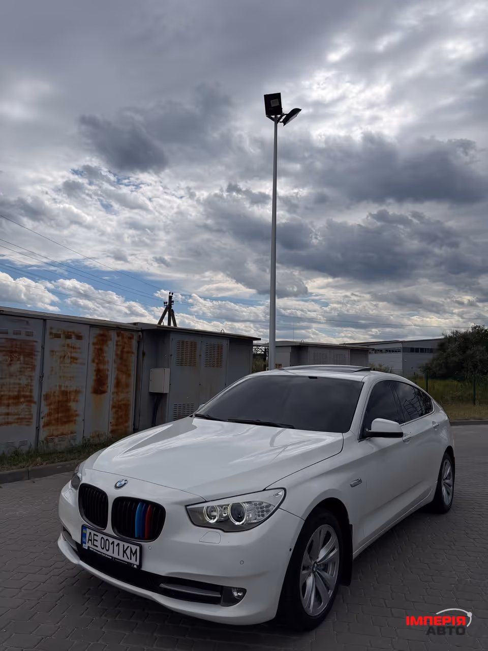 BMW 5 серії - фото 1