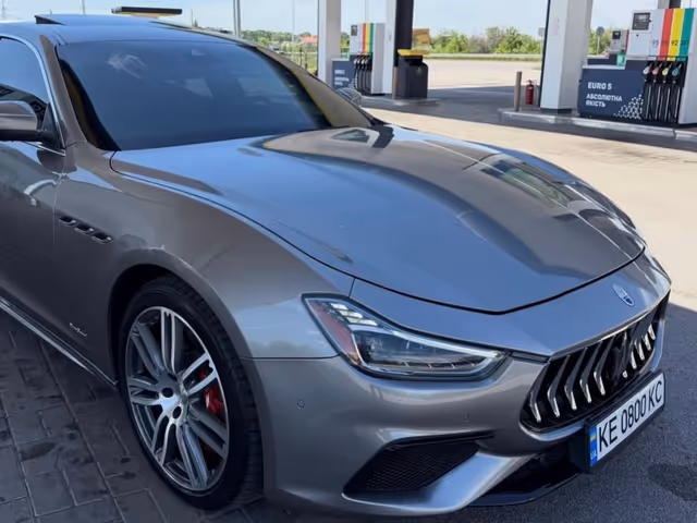 Maserati Ghibli - фото 3