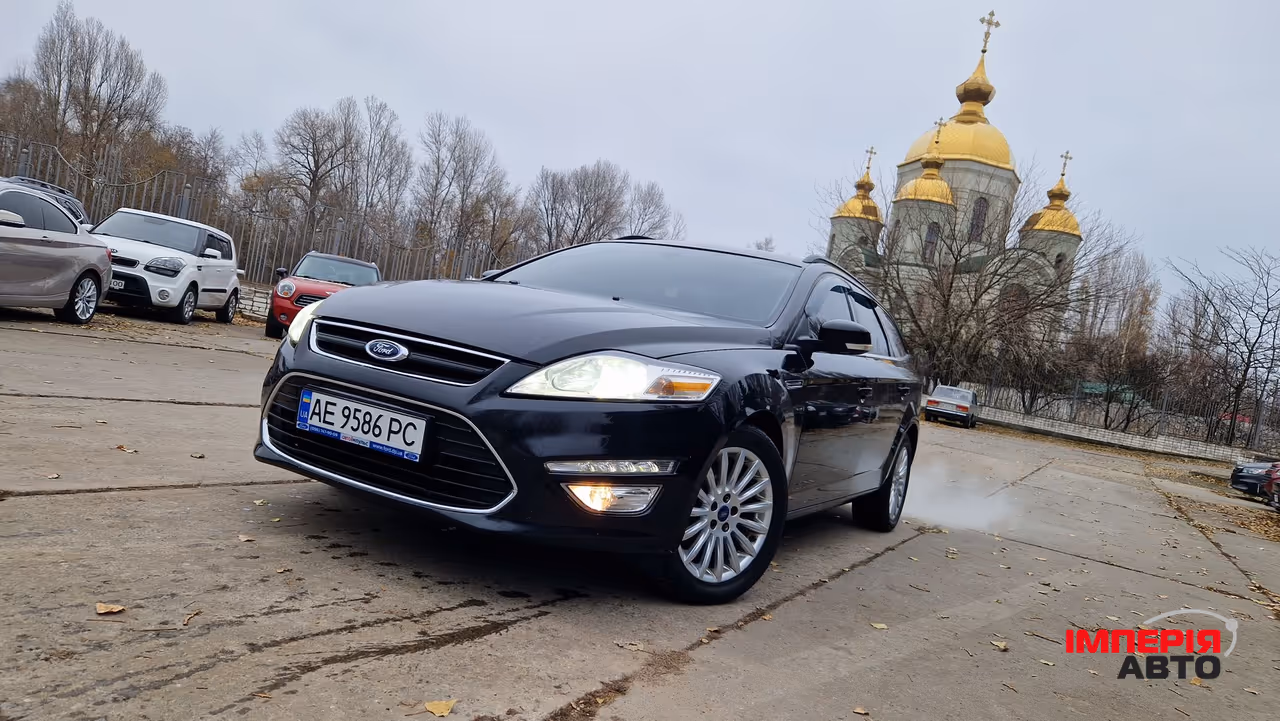 Ford Mondeo - фото 1