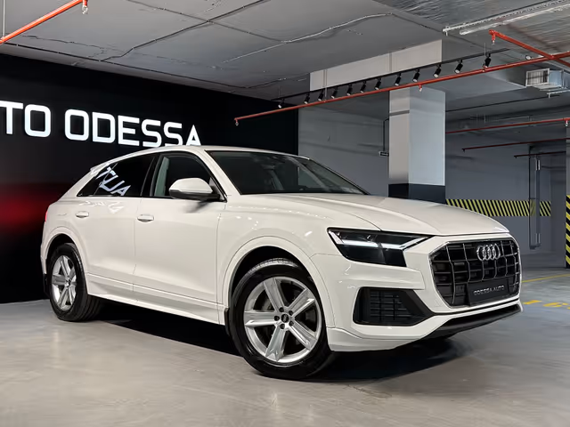 Audi Q8 - фото 2