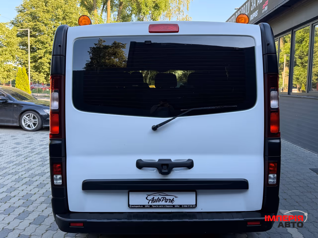 Renault Trafic - фото 7