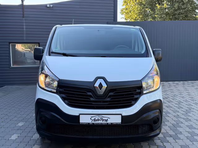 Renault Trafic - фото 3