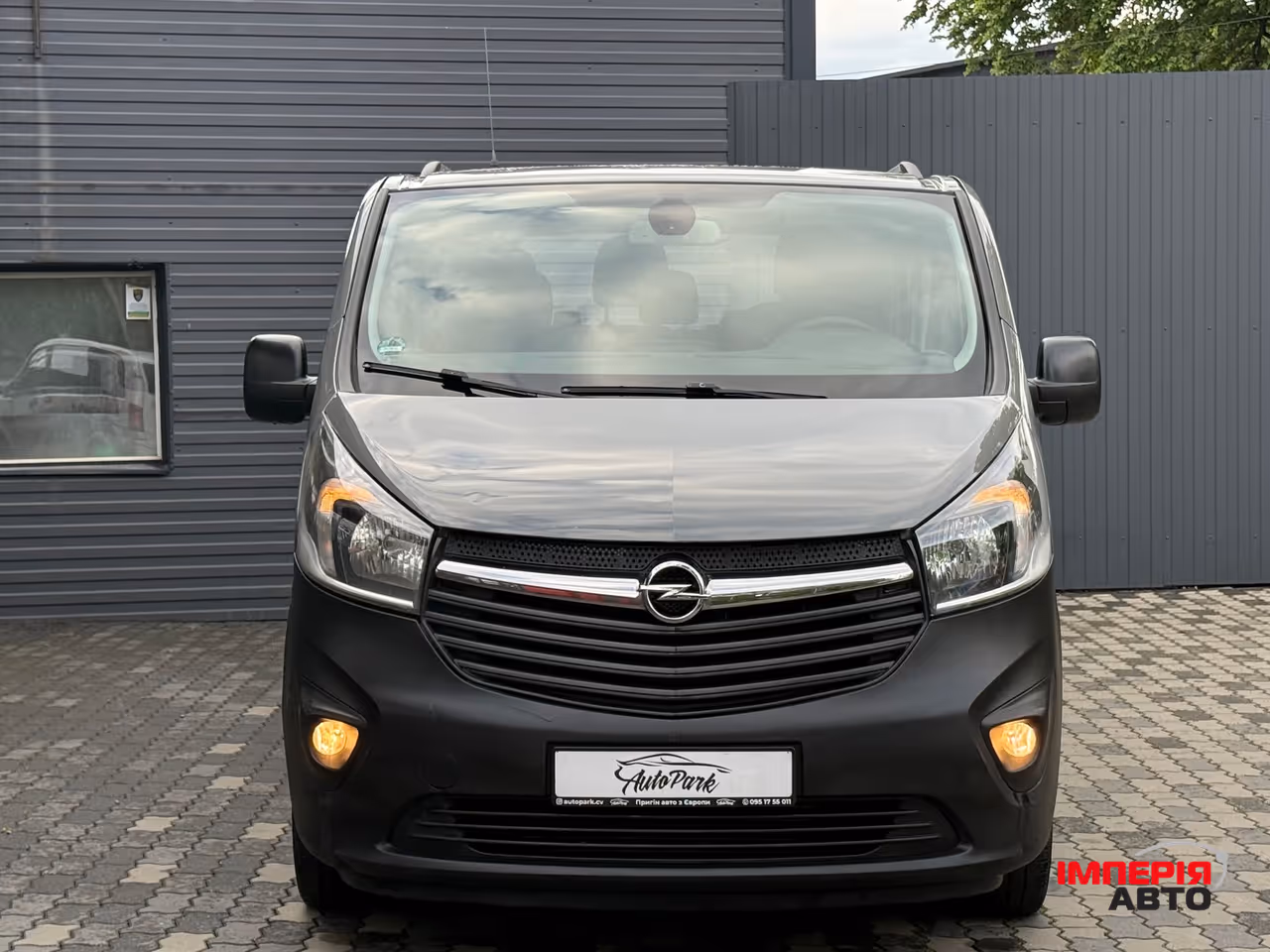 Opel Vivaro - фото 26