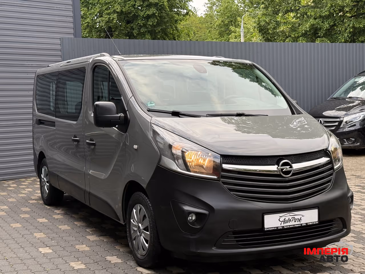 Opel Vivaro - фото 3