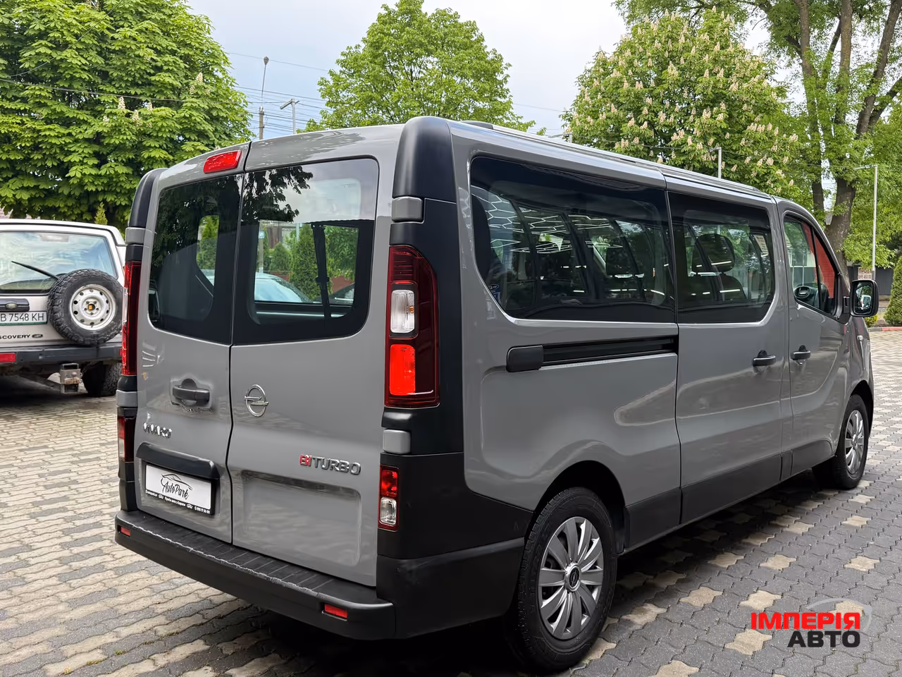 Opel Vivaro - фото 5