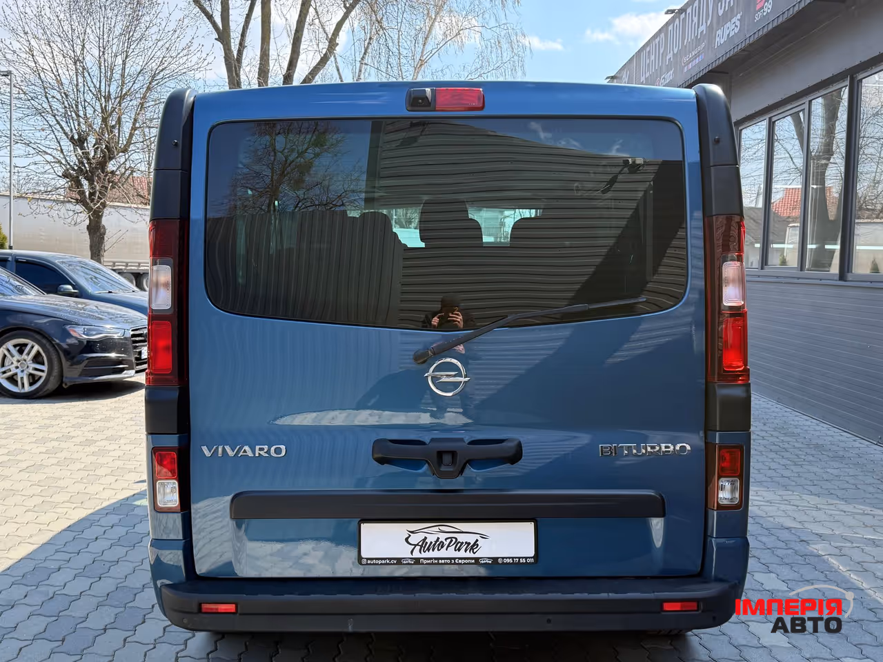 Opel Vivaro - фото 7