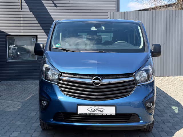 Opel Vivaro - фото 3