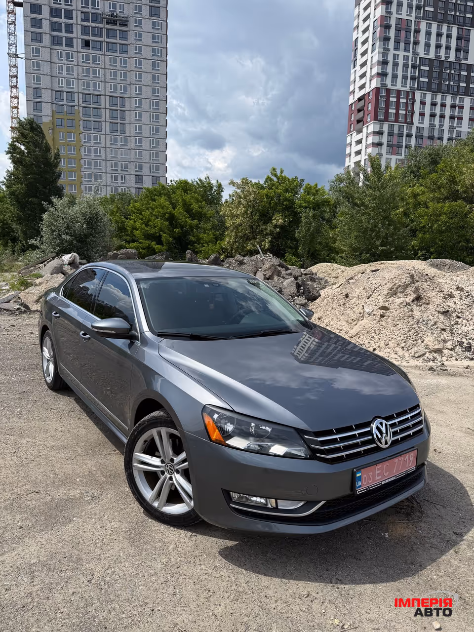 Volkswagen Passat - фото 1