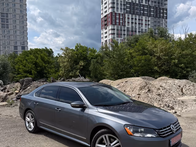 Volkswagen Passat - фото 2