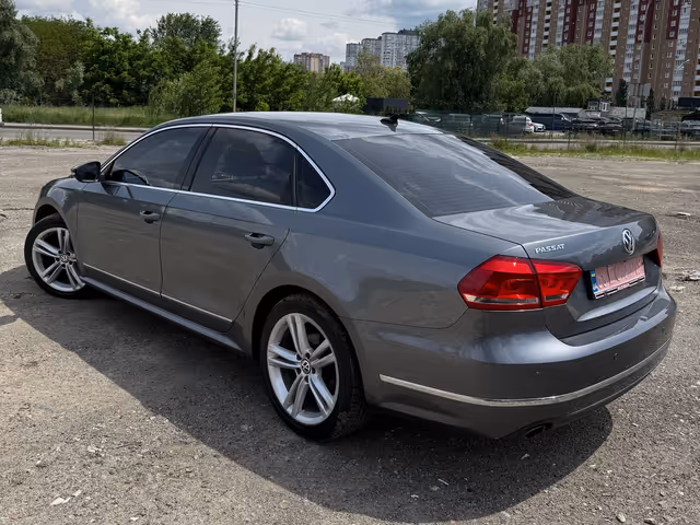 Volkswagen Passat - фото 5