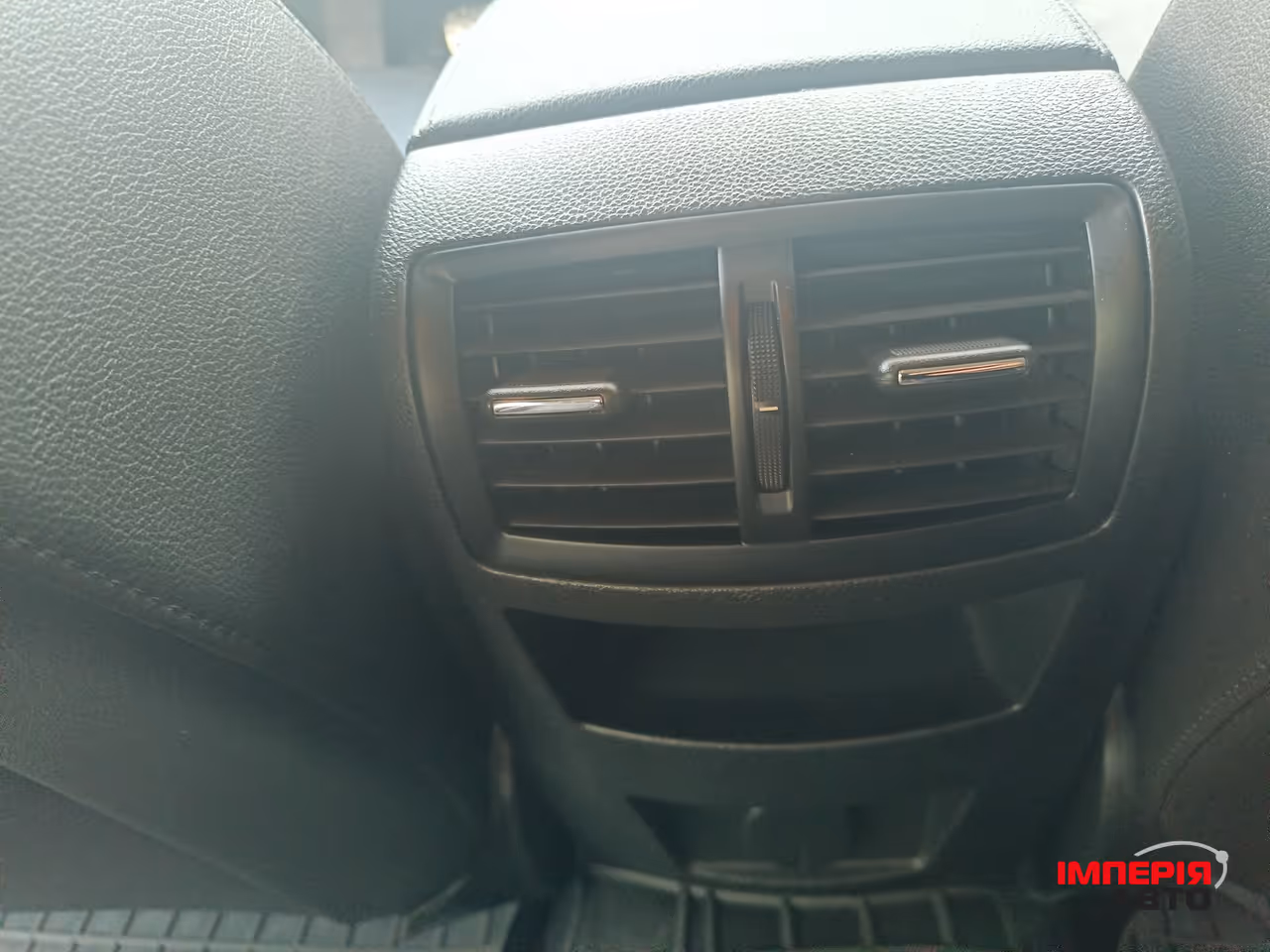 Opel Insignia - фото 24