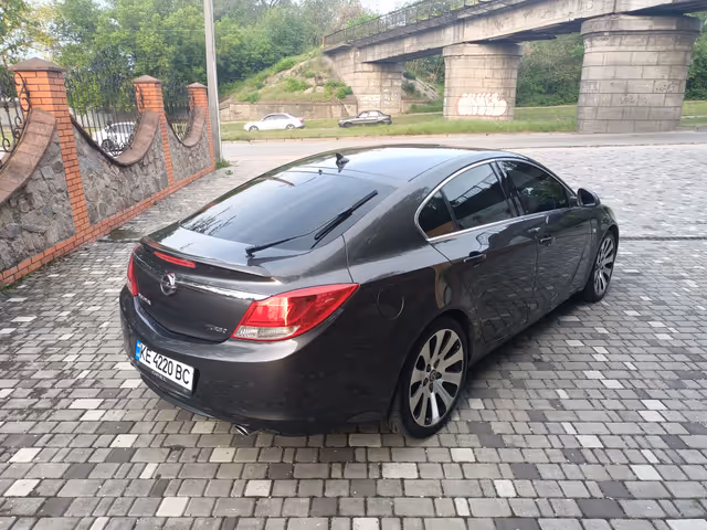 Opel Insignia - фото 5