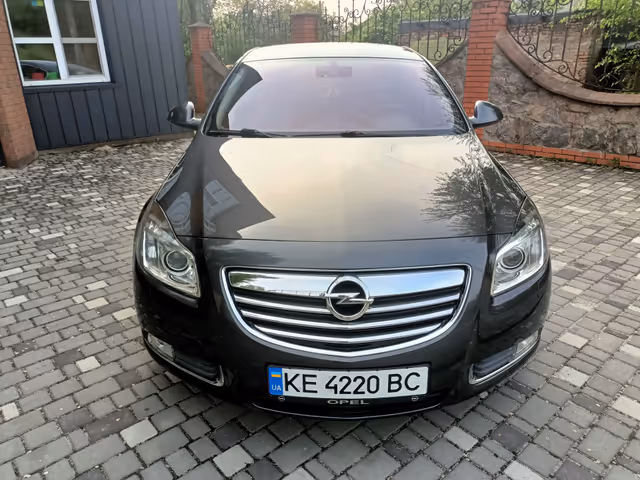 Opel Insignia - фото 2