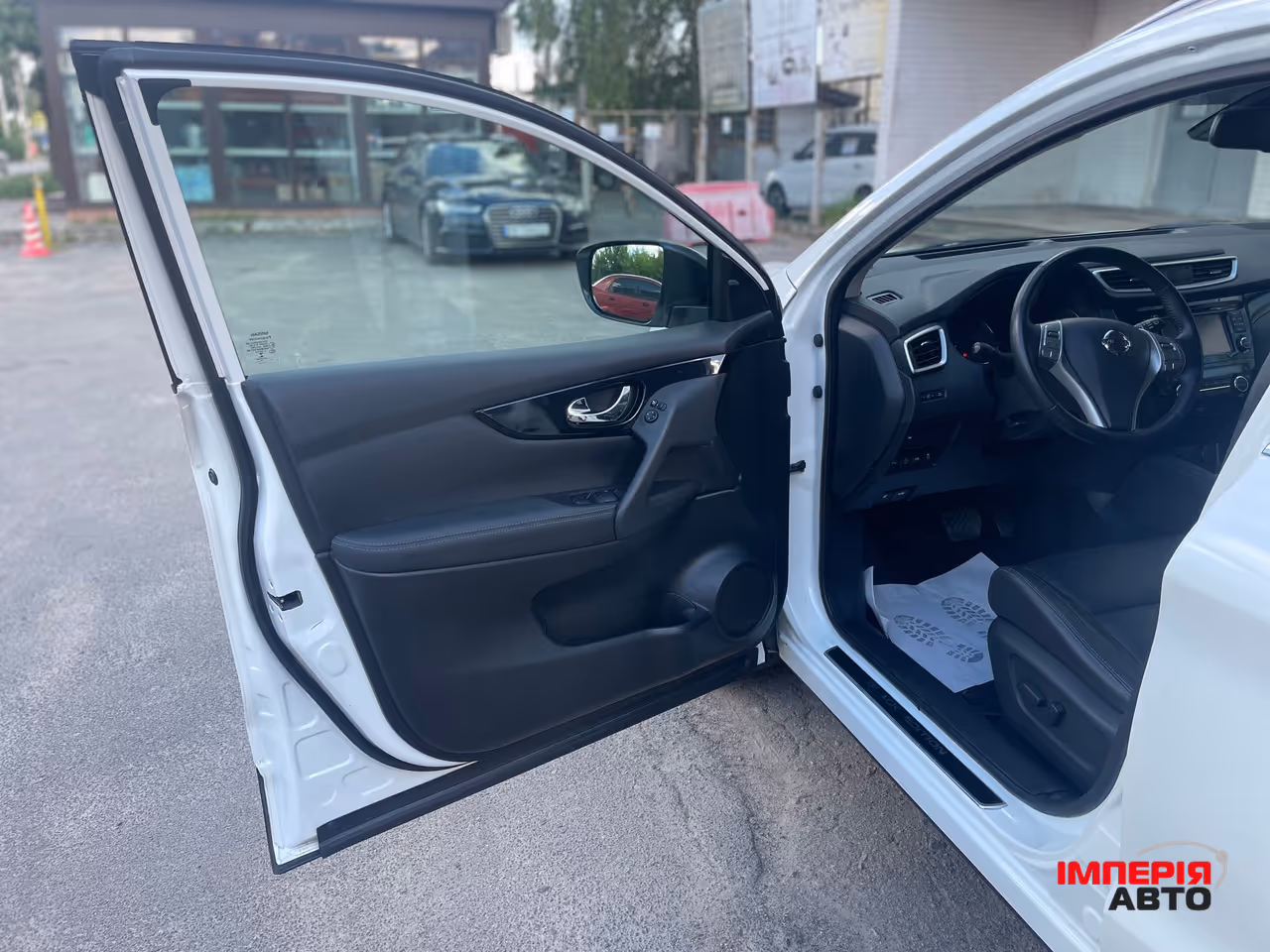 Nissan Qashqai - фото 10