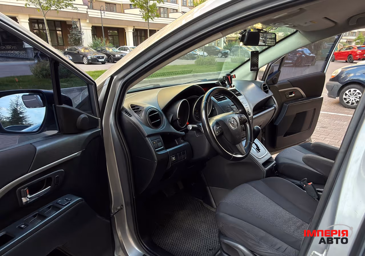 Mazda 5 - фото 9