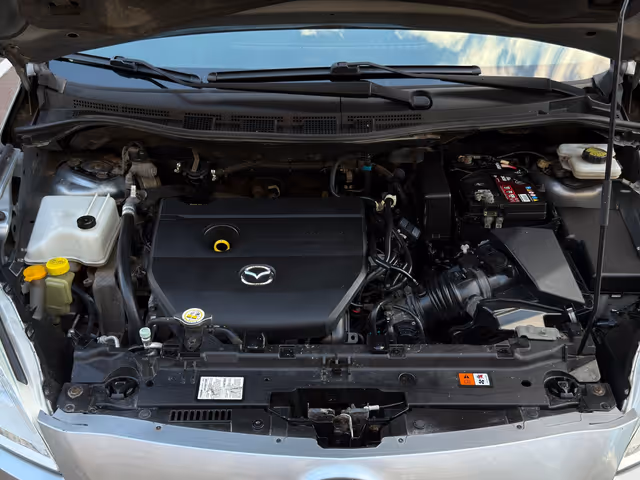 Mazda 5 - фото 5