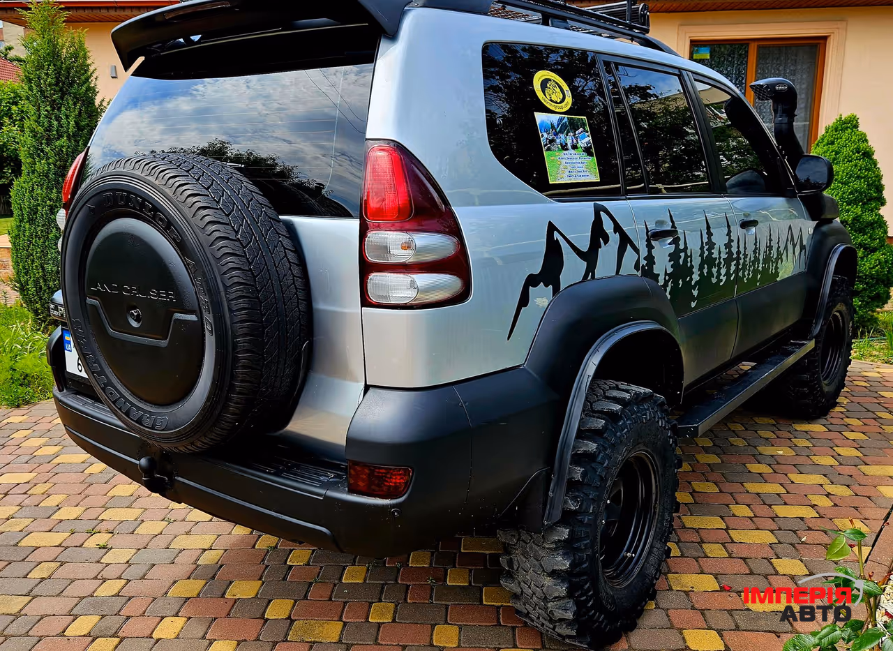 Toyota Land Cruiser Prado - фото 3
