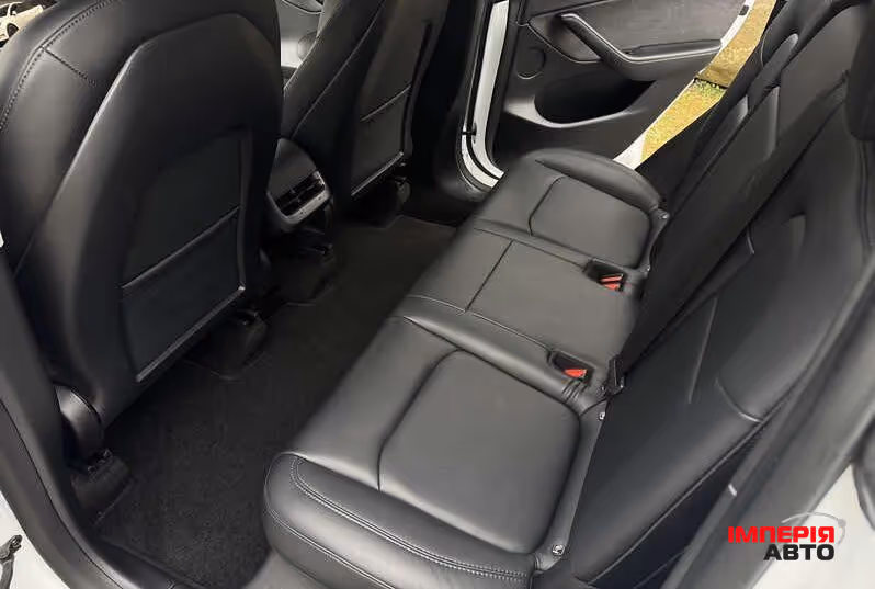 Tesla Model Y - фото 14