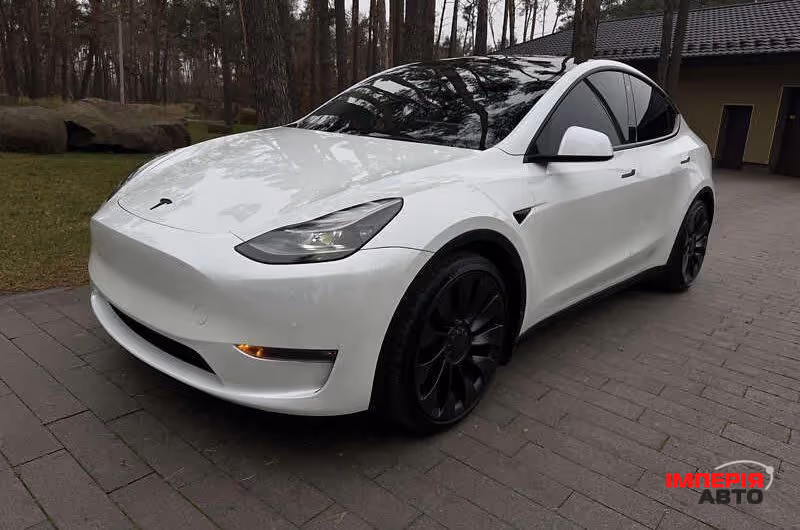 Tesla Model Y - фото 3