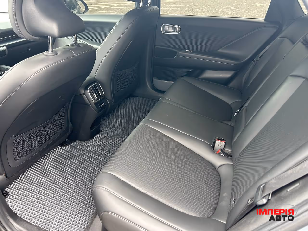 Hyundai IONIQ 6 - фото 12