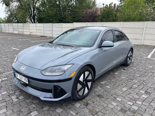 Hyundai IONIQ 6 - фото 1