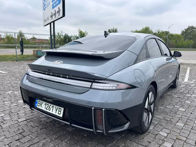 Hyundai IONIQ 6 - фото 5