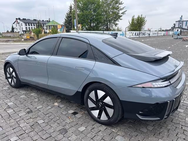 Hyundai IONIQ 6 - фото 3