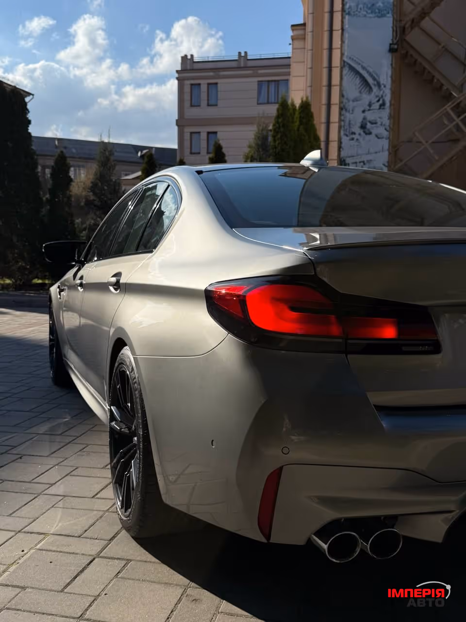 BMW M5 - фото 5