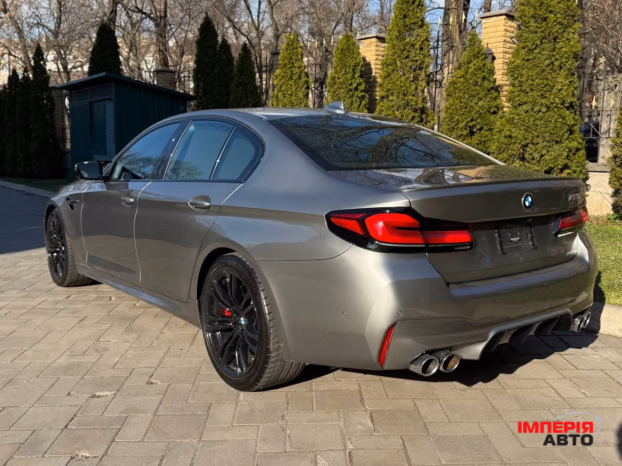 BMW M5 - фото 6
