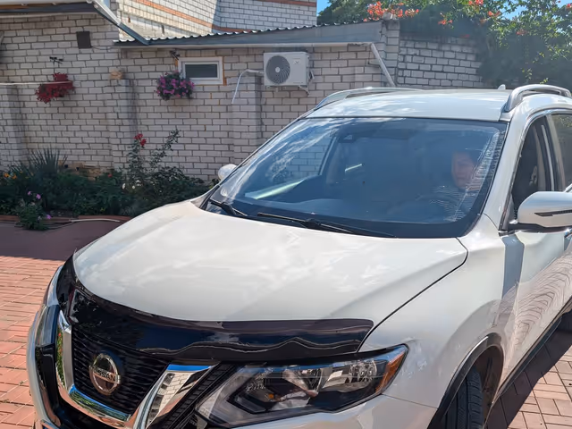 Nissan Rogue - фото 1
