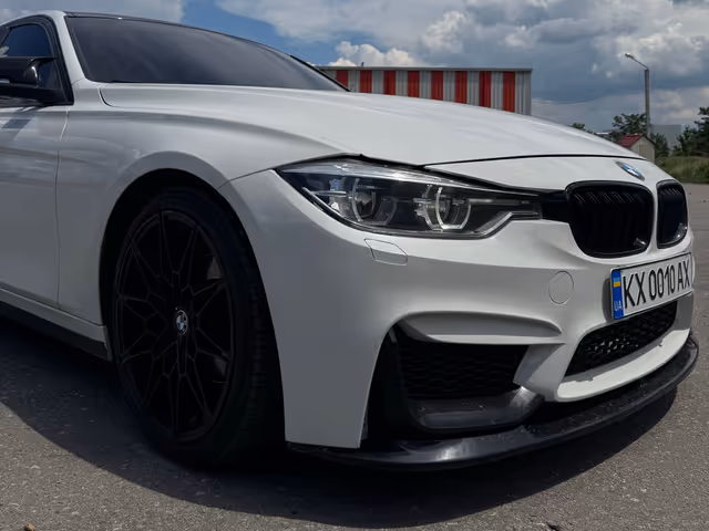 BMW 3 серії - фото 1