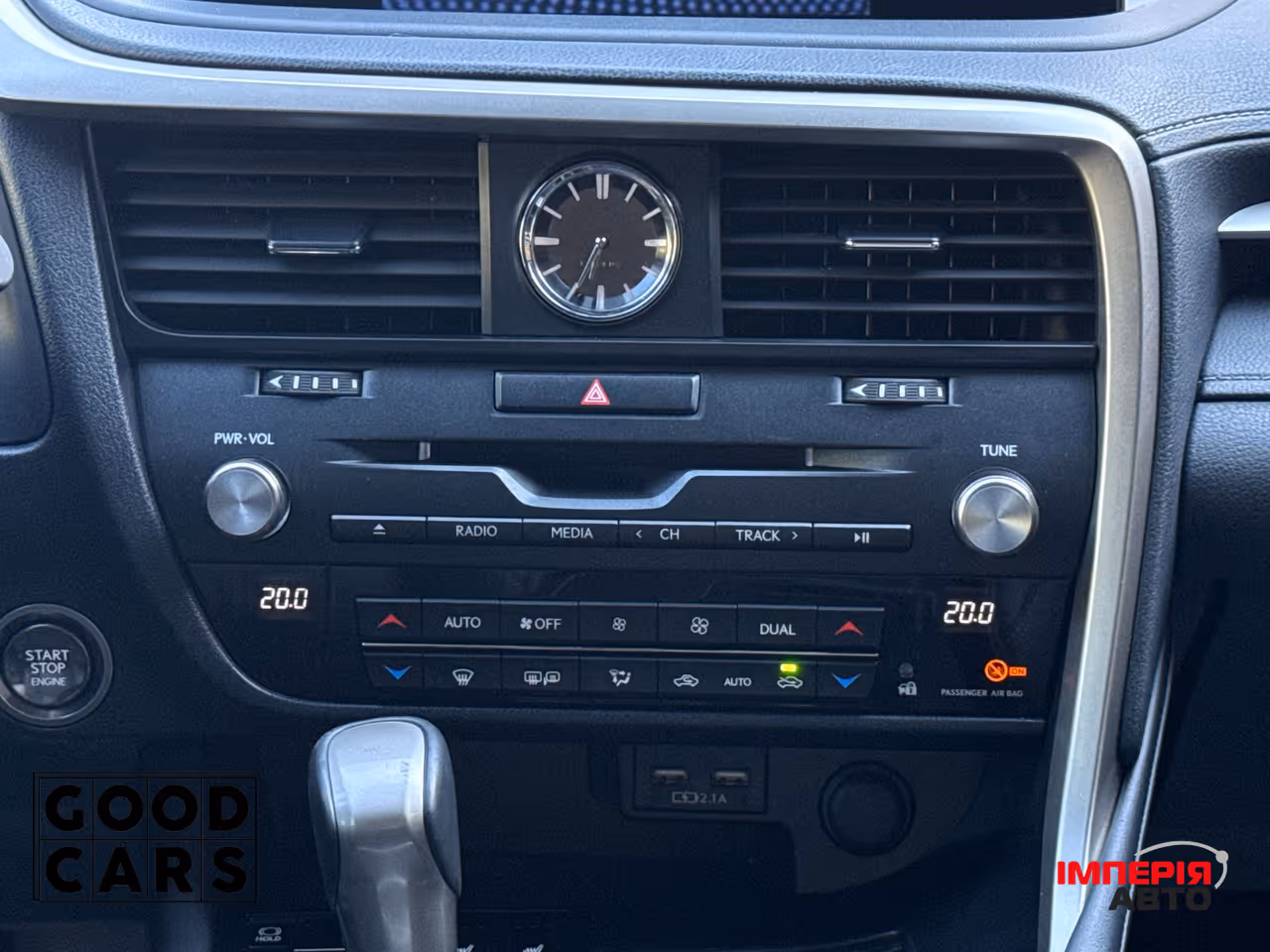 Lexus RX - фото 42