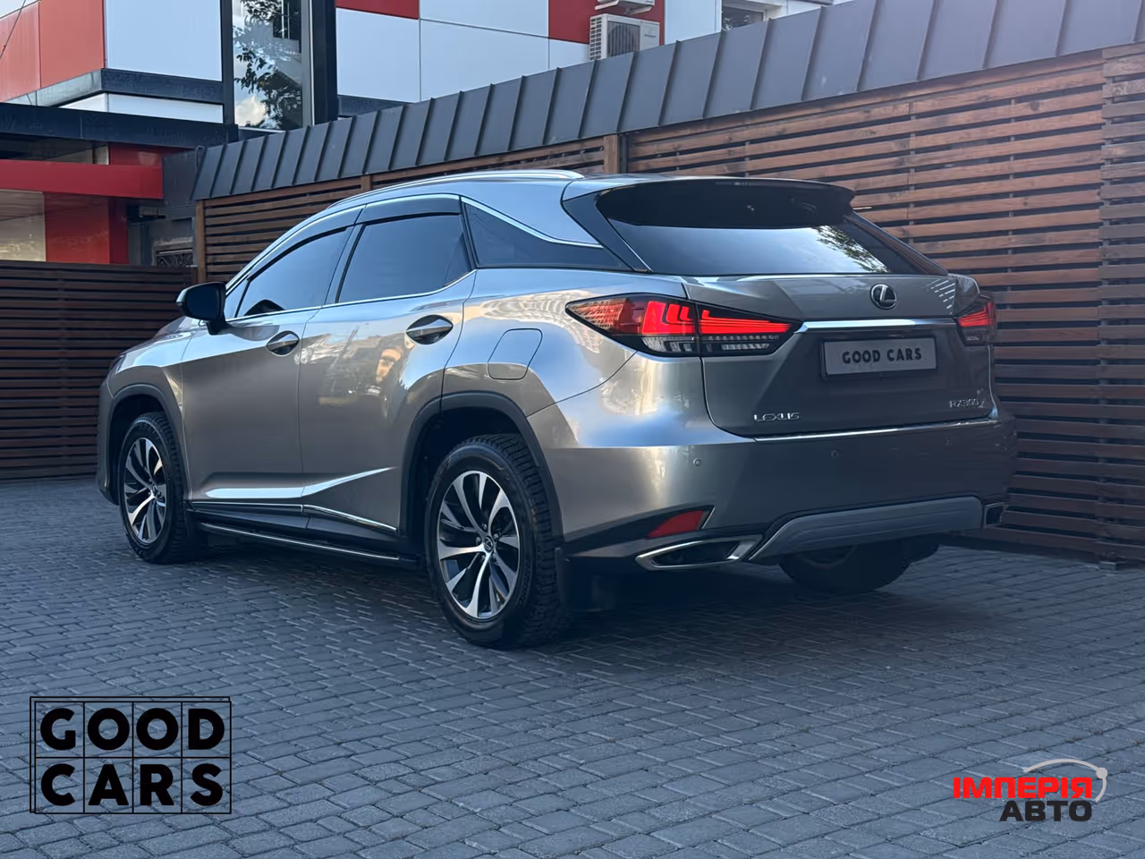 Lexus RX - фото 5