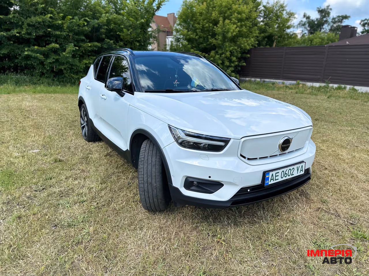 Volvo XC40 - фото 3