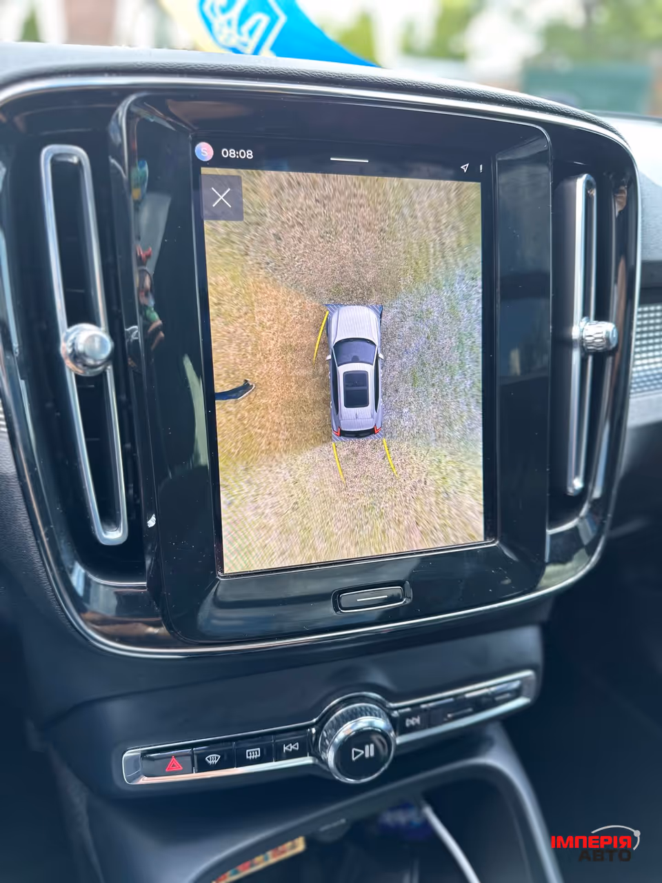 Volvo XC40 - фото 19