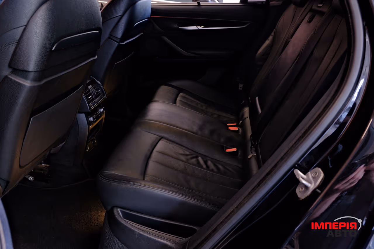 BMW X6 - фото 8