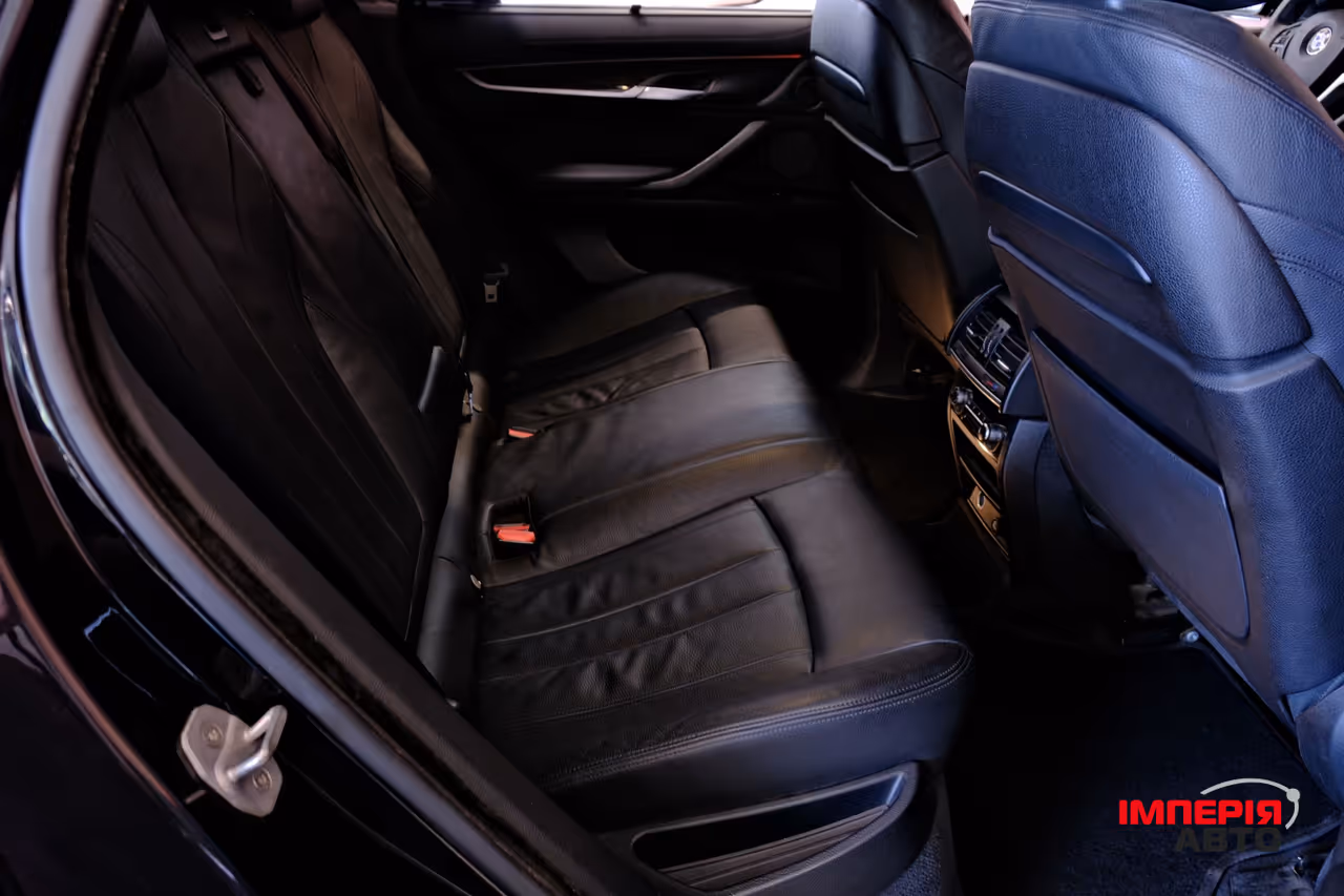 BMW X6 - фото 9