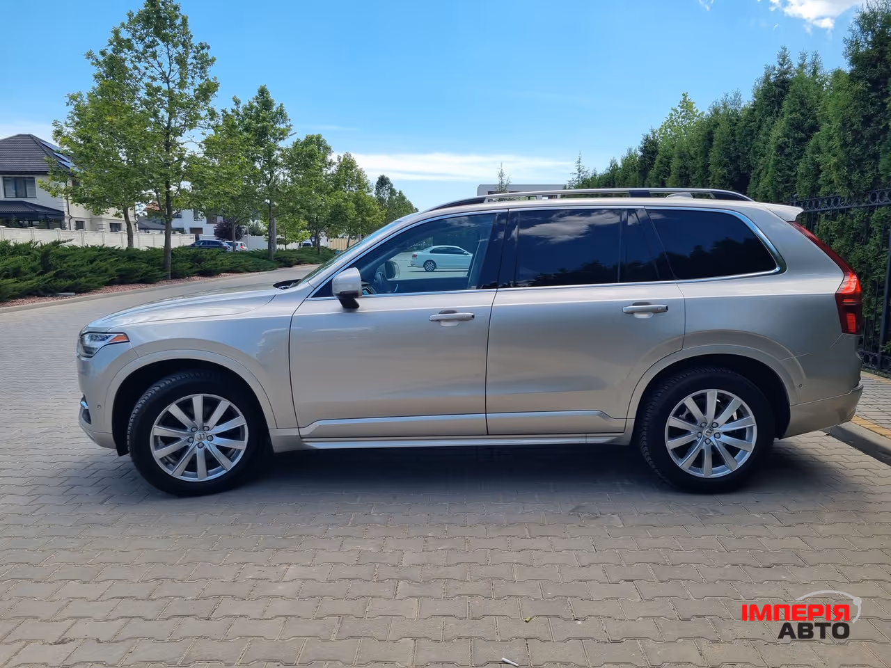 Volvo XC90 - фото 2