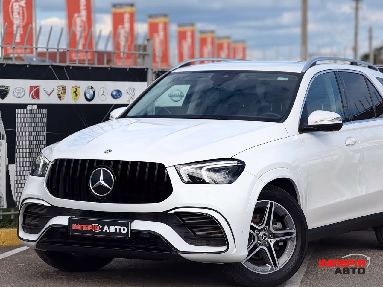 Mercedes-Benz GLE - фото 10