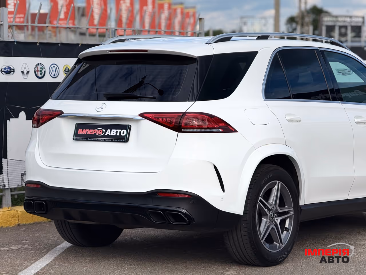 Mercedes-Benz GLE - фото 7