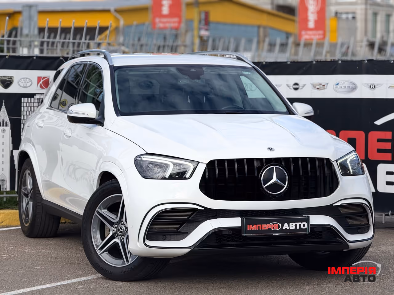 Mercedes-Benz GLE - фото 11