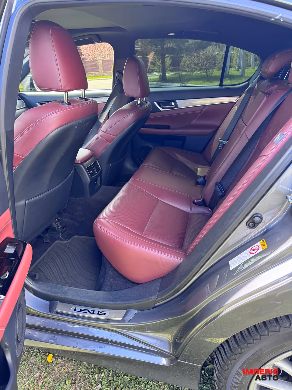 Lexus GS - фото 9